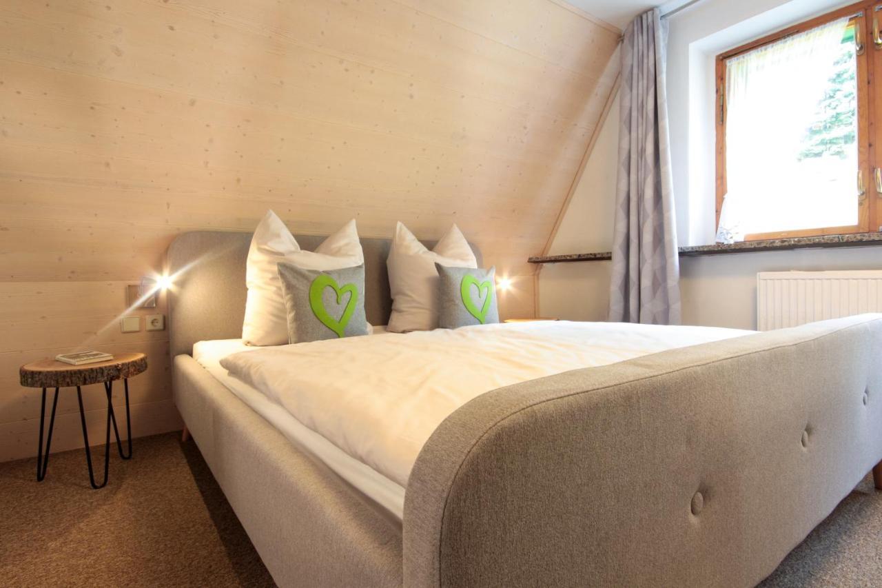 Haus Am Berg - Pension Direkt Am Skihang Oberwiesenthal Zewnętrze zdjęcie