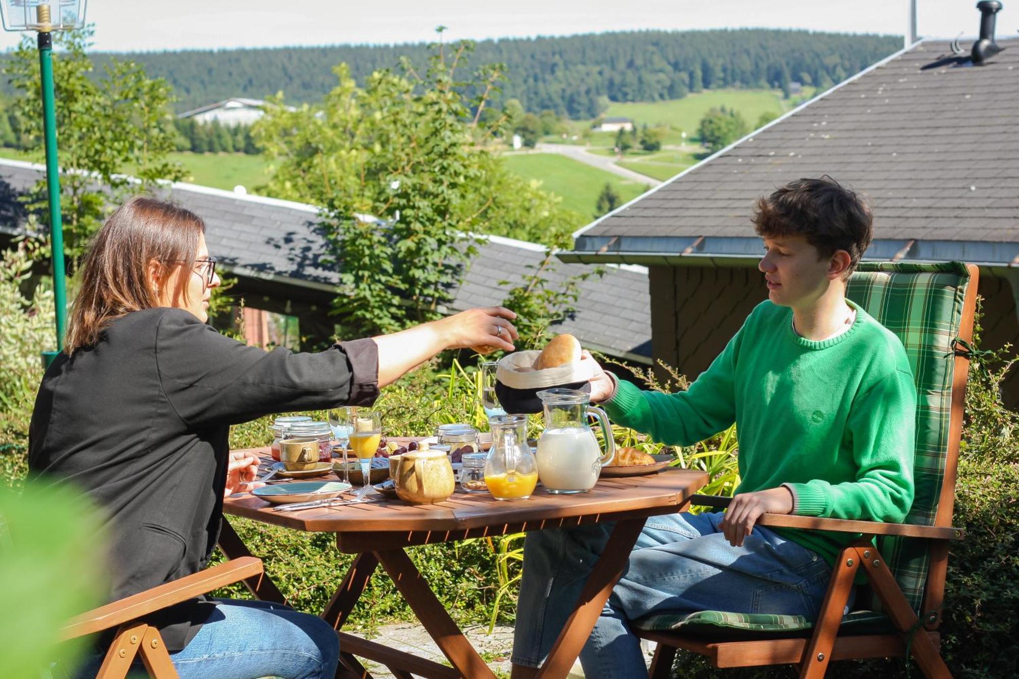 Haus Am Berg - Pension Direkt Am Skihang Oberwiesenthal Zewnętrze zdjęcie